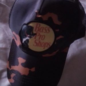 Bass Pro Shop baseball cap. Mesh. Adjustable